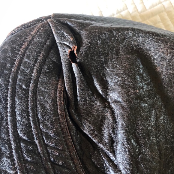 Authentic large Fendi Spy Bag - Picture 3 of 9